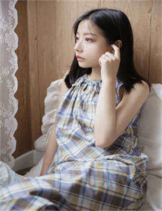《连静文》