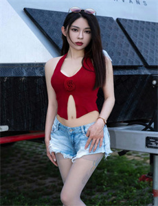《中文一卡二卡三卡四卡免费》