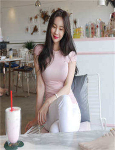 《出包王女》