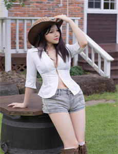 《怪兽婆婆第一季》