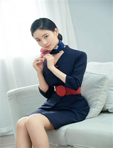 《女巫》