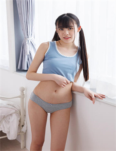 《他揉捏她两乳不停呻吟A片软件》