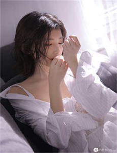 《全黄》